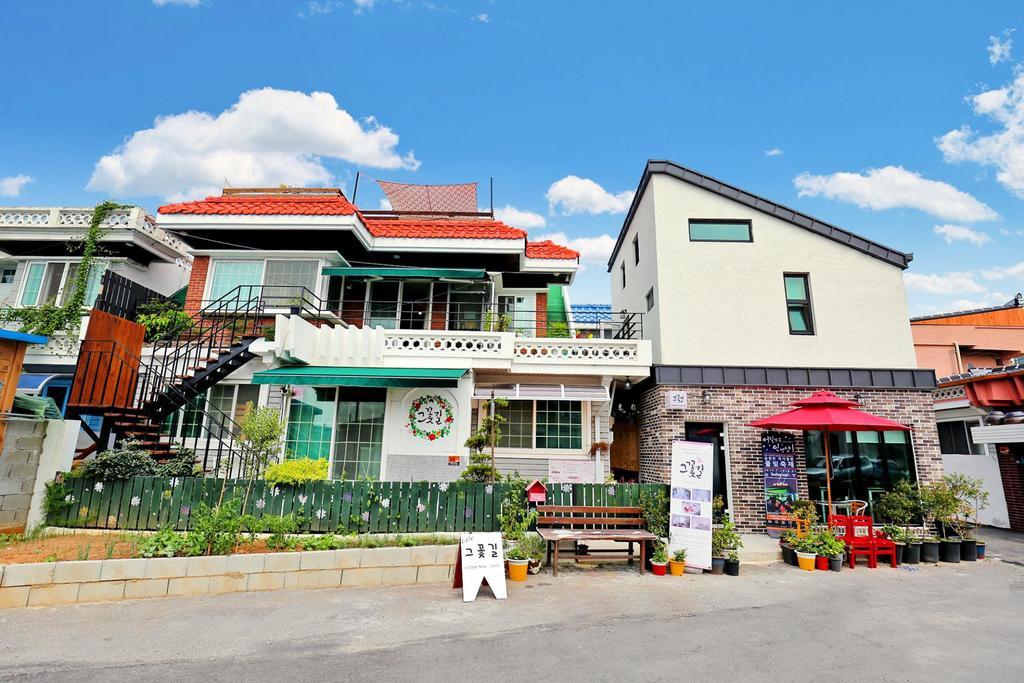 The Flower Road Guesthouse Suncheon Bagian luar foto