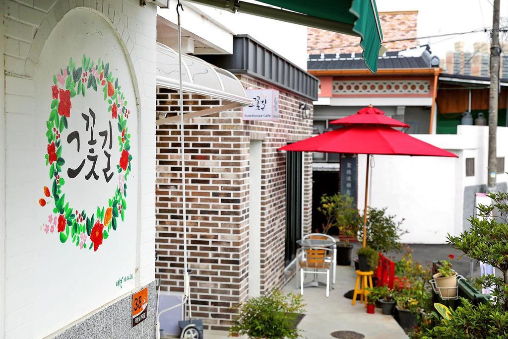 The Flower Road Guesthouse Suncheon Bagian luar foto
